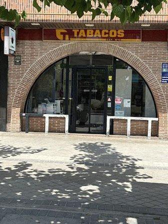Estanco y Lotería Pozuelo 5, IQOS PARTNER, ABIERTO 365 DÍAS