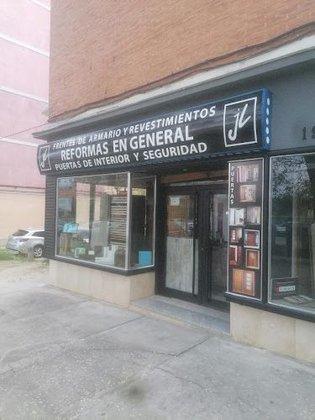 J.L. Armarios y Puertas