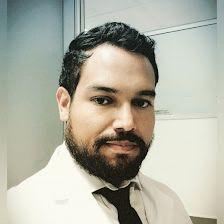 Dr. Daniel Vicente Velarde Garrido, Traumatólogo