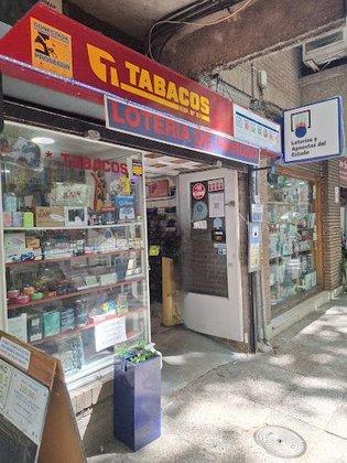 Expendeduría n°37 y lotería