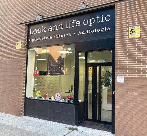 Look and life optic