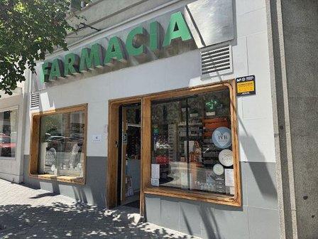 Farmacia Marina Sáez 12 horas (Barrio Salamanca - María de Molina)