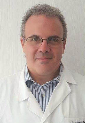 Dr. Fernando Trapaga Yañez