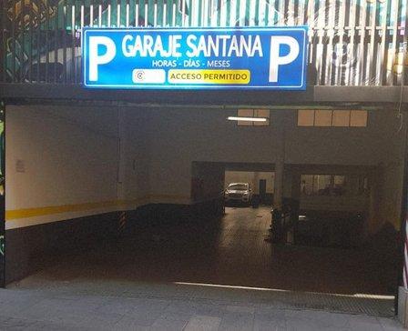 Garaje Santana / Parking Santana