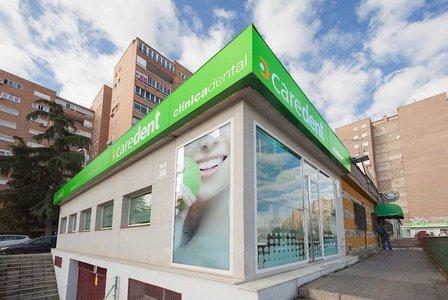 Clínica dental Caredent Coslada