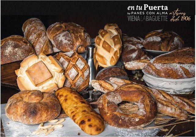 En Tu Puerta