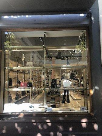 JIMMY CHOO LAS ROZAS VILLAGE
