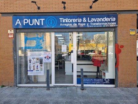 A PUNTO TINTORERIA LAVANDERIA Y ARREGLOS DE ROPA