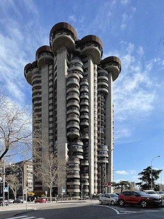 Torres Blancas