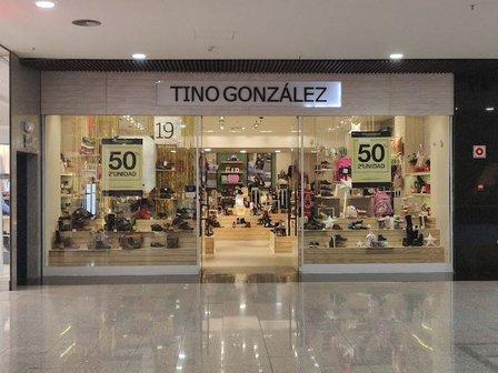 Tino González y Kid Club