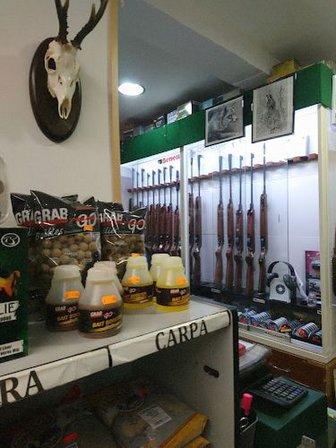 Armeria Y Depotas Torrejon Lozano Hnos Caza - Pesca Y Trofeos