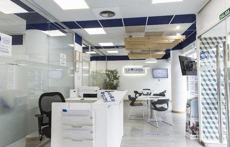 Agencia Inmobiliaria La Casa Agency Madrid - Oporto