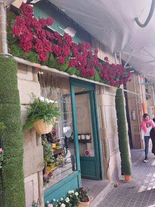 Luxury Flower & Balloon delivery