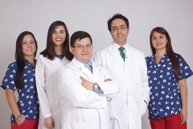 Centro Médico Dental Virgen del Cisne