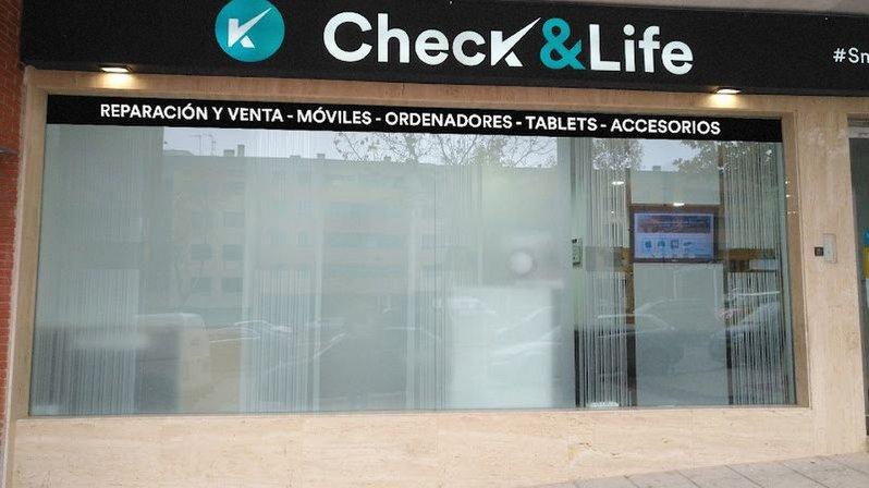 Check&life | Reparación de moviles y ordenadores