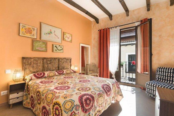 Artistic Bed and Breakfast