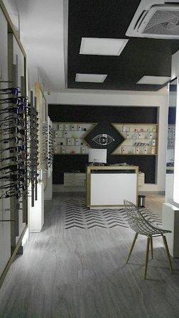 Gabinete Óptico AROCA