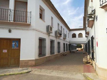 Centro Residencial Maria Perona Sañudo. Asociación Edad Dorada Mensajeros de la Paz CLM-Galicia