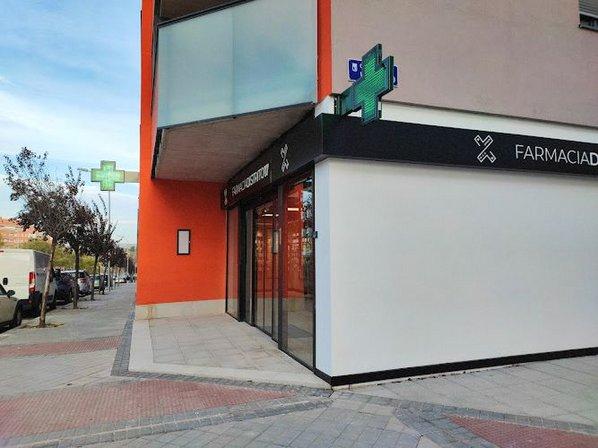 Farmacia Distrito 17