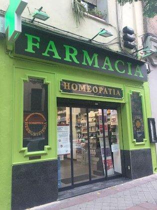Farmacia Caceres 12. T. Alonso-Buron Llamazares
