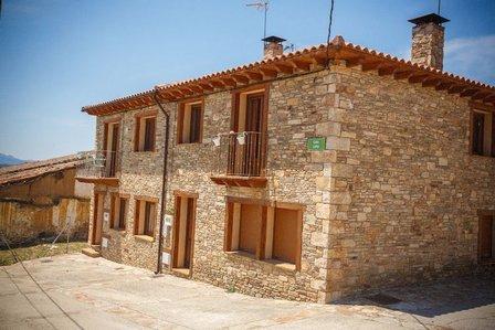 Casas Rurales El Bulin de Paredes