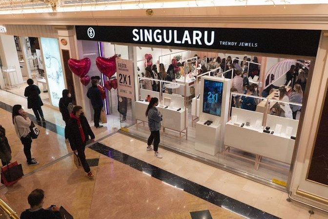 SINGULARU