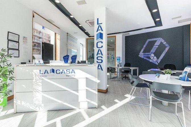 Inmobiliaria en Arganzuela La Casa Agency