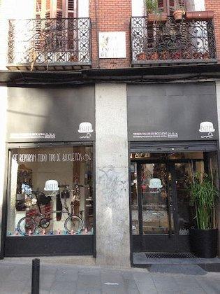 El Inglés - Gold Brompton Store Madrid
