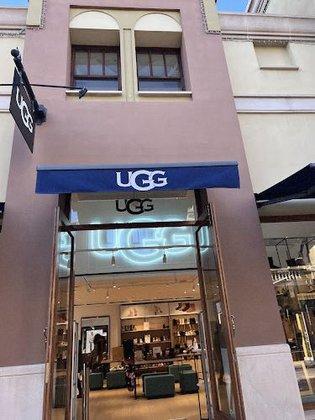 UGG