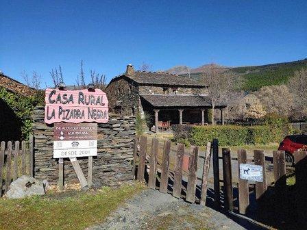 Casa Rural “La Pizarra Negra”