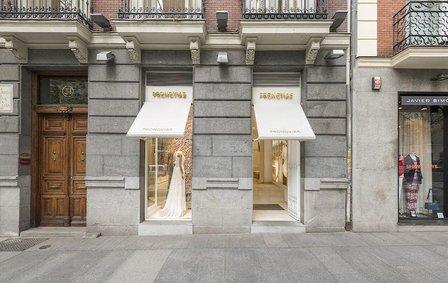 Pronovias Madrid Serrano - Vestidos de Novia