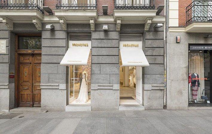 Pronovias Madrid Serrano - Vestidos de Novia