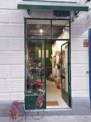 Edelweiss Floral Design