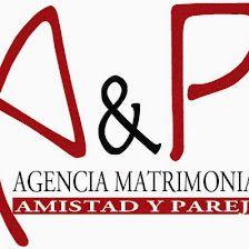AMISTAD Y PAREJA