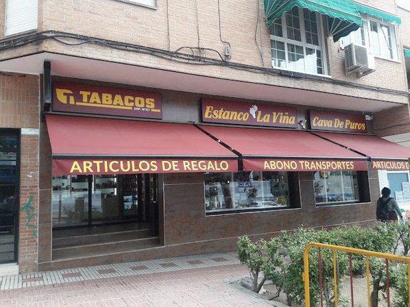 Estanco La Viña. Cava de puros
