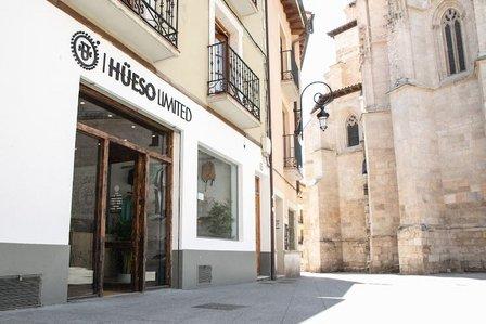 Hüeso Limited