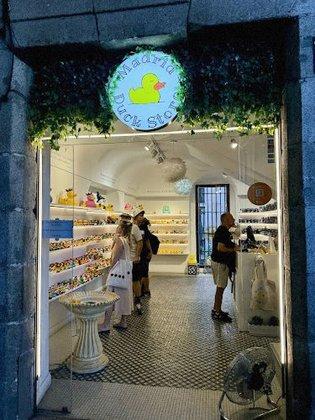 MADRID DUCK STORE