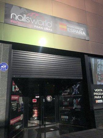 Nails World - Tienda para productos de uñas