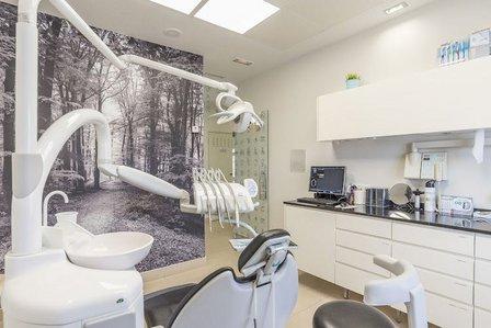 Clínica Dental Doctor Nasimi Parla
