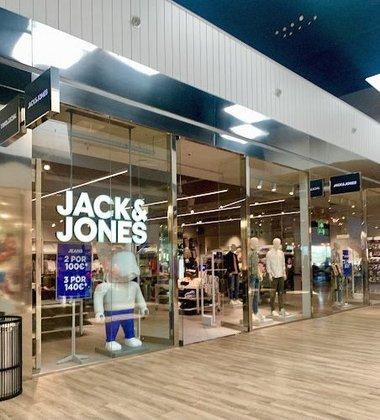 JACK & JONES