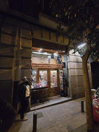 Miguel Miranda Bookstore
