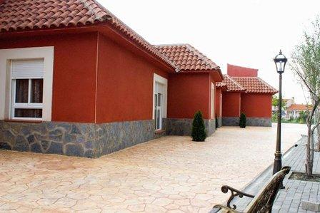 Residencia Tercera Edad y Apartamentos Los Cisneros de Yeles