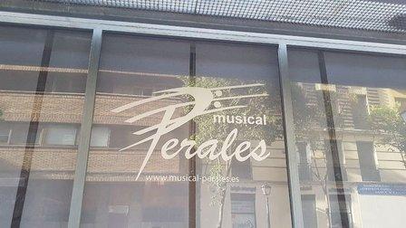 MUSICAL PERALES, instrumentos de viento