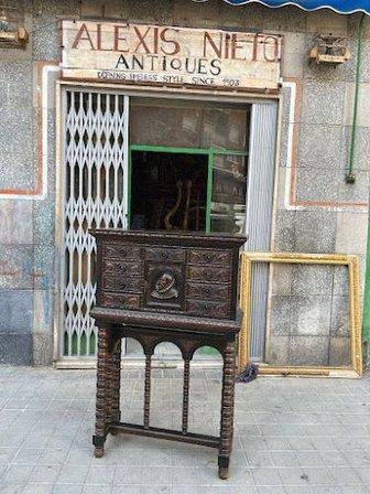 Taller y tienda de antigüedades Alexis Nieto