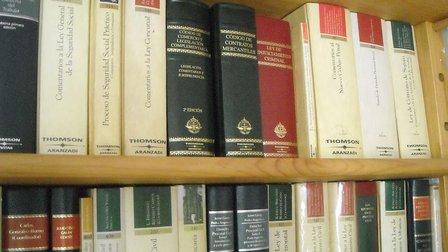 ABOGADOS & PROCURADORES VALLES