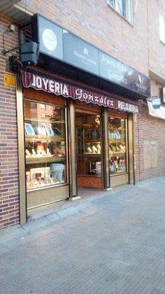 Joyerías González | Alianzas de boda y anillos de Compromiso en Madrid | Relojería