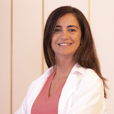 Dra. Elena Santiago Romero - Especialista en fertilidad en Vida Fertility