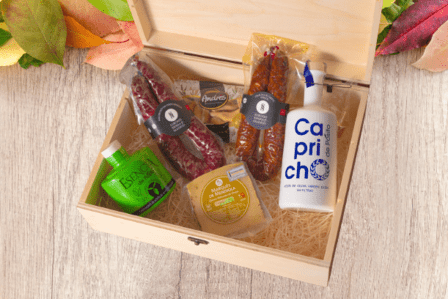 Creamos Momentos Inolvidables. Estuches gourmet personalizados con productos de Madrid.