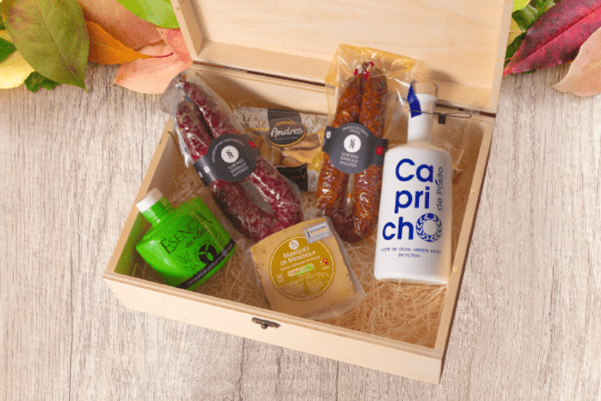 Creamos Momentos Inolvidables. Estuches gourmet personalizados con productos de Madrid.