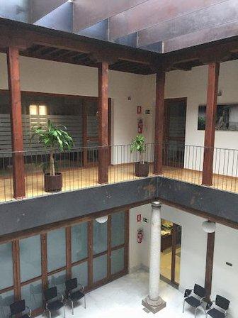 Colegio Oficial de Médicos de Toledo (COMToledo)